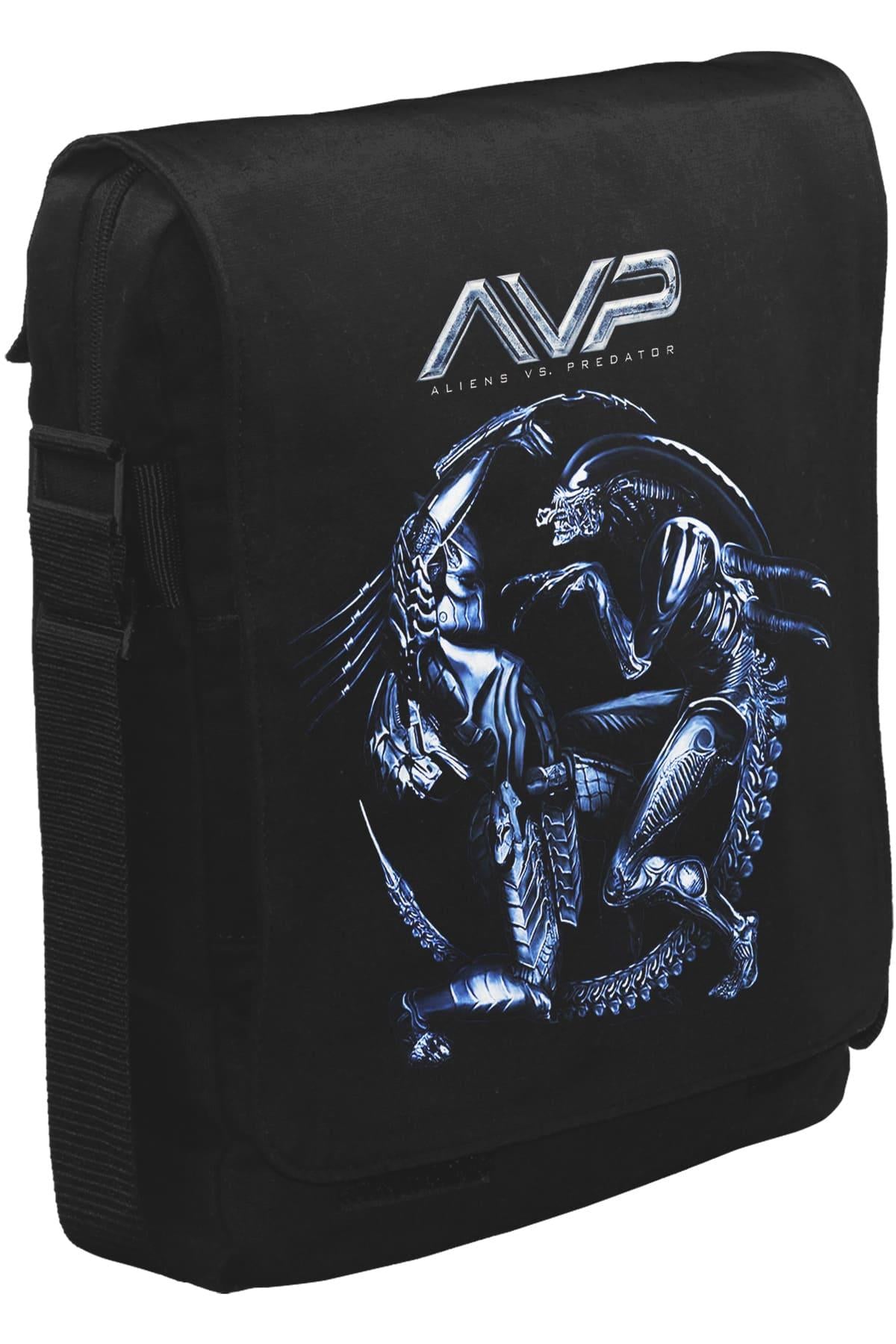 Alien vs Predator Unisex Black Messenger Bag 