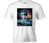 Astronaut Holding Bitcoin Flag Beyaz Erkek Tshirt