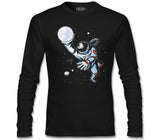 Astronaut Playing Basketball with the Moon Black Men's Sweatshirt