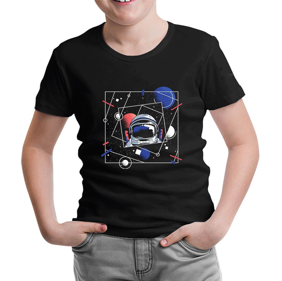 Astronaut with a Geometric Space Background Siyah Çocuk Tshirt