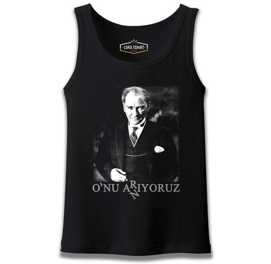 Atatürk - Onu Arıyoruz. Anıyoruz Siyah Erkek Atlet