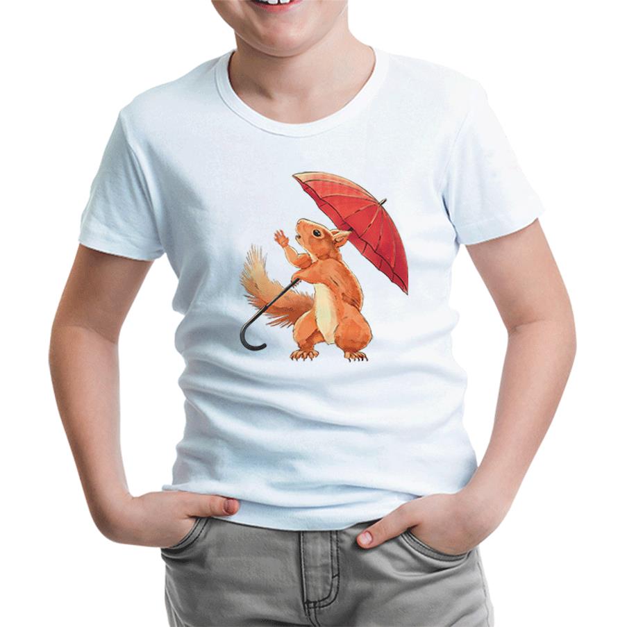 Cute Squirrel Holding an Umbrella Beyaz Çocuk Tshirt