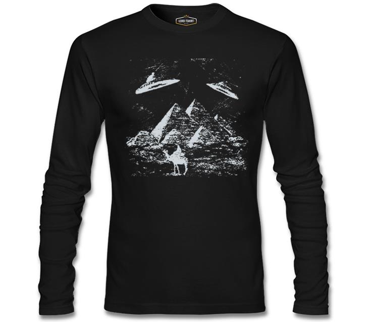 Egyptian Pyramids and Aliens Black Men's Sweatshirt