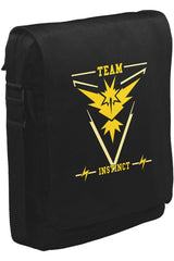 Pokemon Go - Team Instinct Unisex Siyah Postacı Çanta