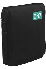 Squid Game-Number 067 Göğüs Logo Unisex Siyah Postacı Çanta