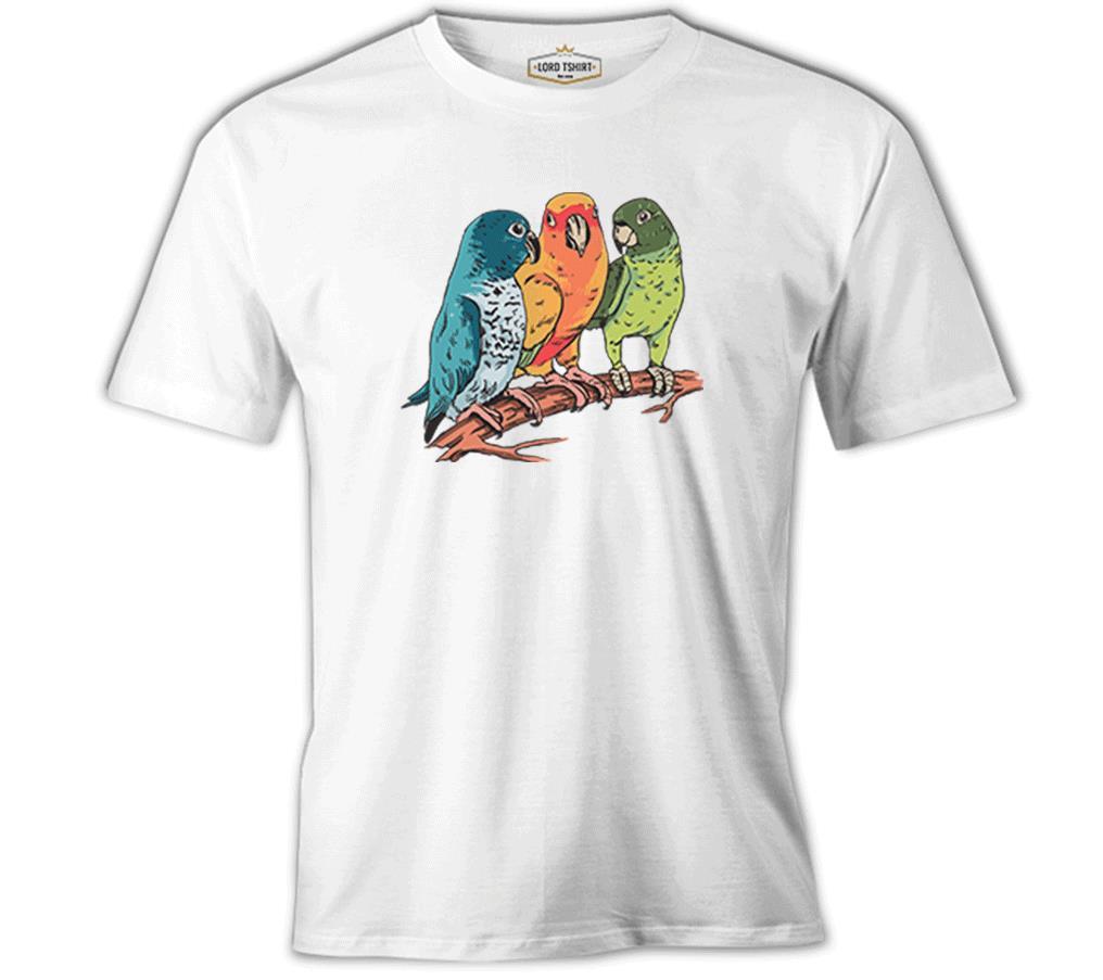 Three Colorful Birds Talking Beyaz Erkek Tshirt