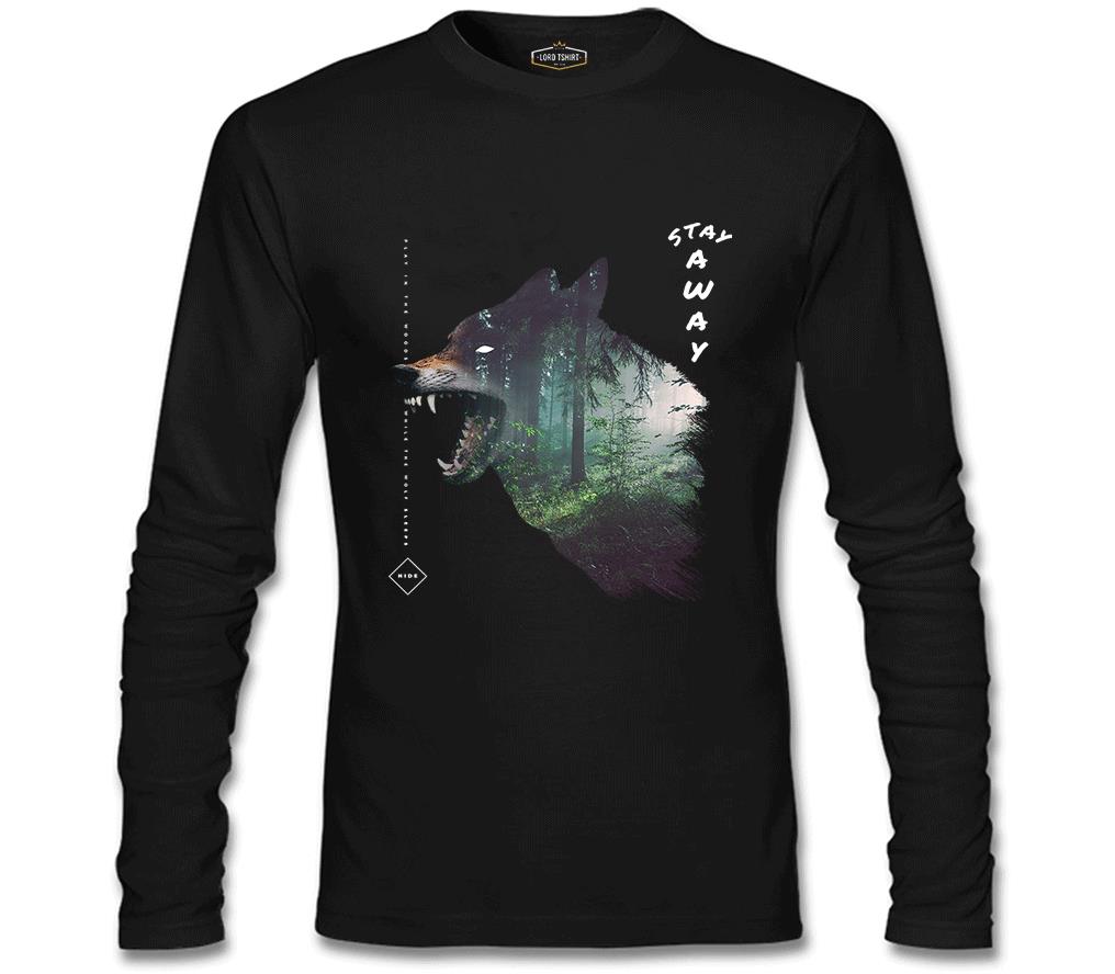 Wild Wolf in the Forest Black Men's Sweatshirt